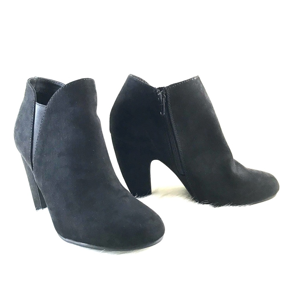 Candies Black Ankle Boot With heel Women’s Sz 8.5